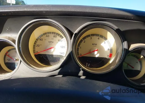 2010 Dodge Challenger Se z USA, uszkodzony, nr VIN 2B3CJ4DV3AH296718